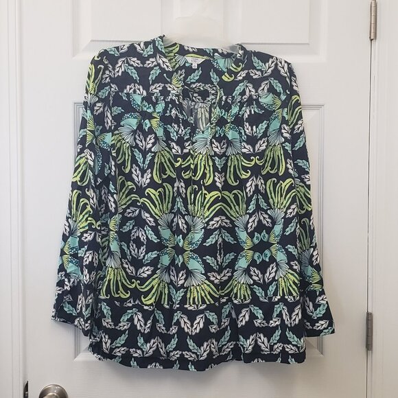 crown & ivy Tops - Crown & Ivy, NWOT long sleeve blue green peacock ruffle bottom tunic, XL